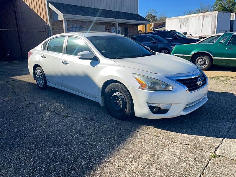 Продажа на аукционе авто 2013 Nissan Altima, vin: 1N4BL3AP4DC211404, номер лота: 46391076