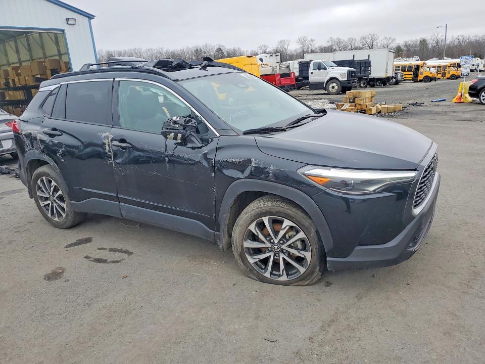 Продаж на аукціоні авто 2024 Toyota Corolla Cross, vin: 7MUDAAAG3RV109200, номер лоту: 79317595