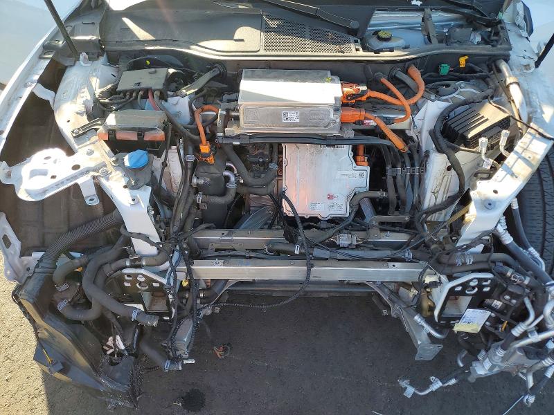 2024 Audi Q8 E-tron მანქანა იყიდება აუქციონზე, vin: WA1CAAGE9RB022074, აუქციონის ნომერი: 46932326