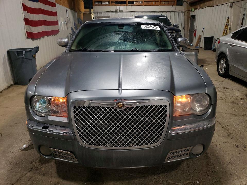 2007 Chrysler 300 მანქანა იყიდება აუქციონზე, vin: 2C3KK63H27H804236, აუქციონის ნომერი: 79099035