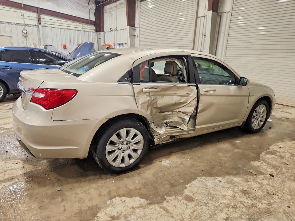 2014 Chrysler 200 მანქანა იყიდება აუქციონზე, vin: 1C3CCBAG4EN103805, აუქციონის ნომერი: 45540576
