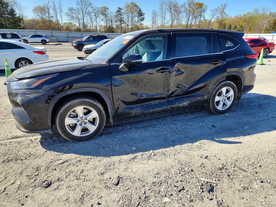 Продаж на аукціоні авто 2022 Toyota Highlander, vin: 5TDCZRBH3NS251836, номер лоту: 47321556