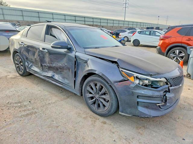 Продаж на аукціоні авто 2017 Kia Optima, vin: 5XXGT4L32HG139978, номер лоту: 45775186