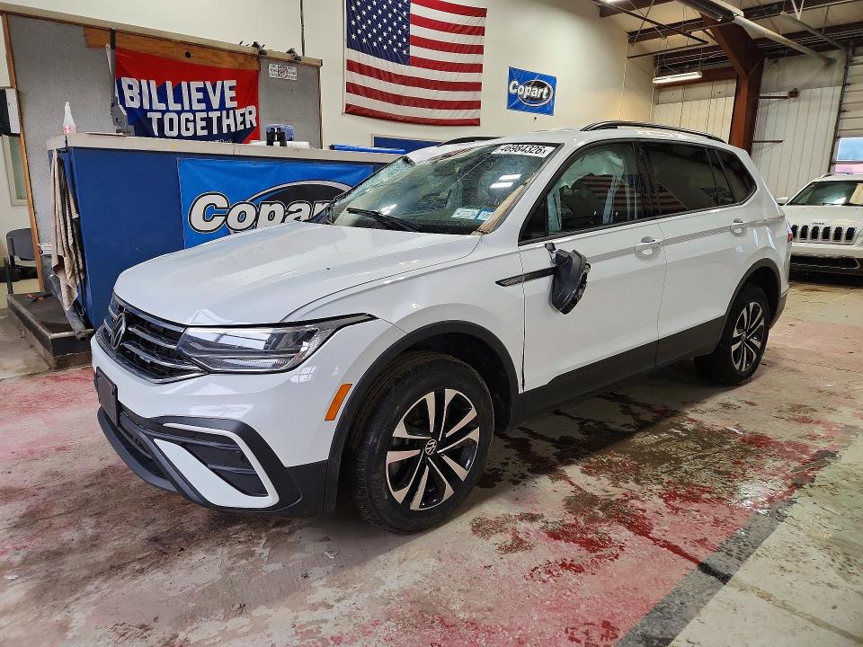 Продажа на аукционе авто 2022 Volkswagen Tiguan, vin: 3VV1B7AX6NM159324, номер лота: 46984326