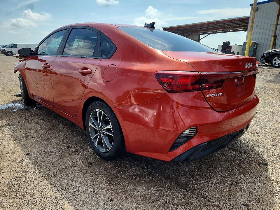 2022 Kia Forte მანქანა იყიდება აუქციონზე, vin: 3KPF24AD3NE457610, აუქციონის ნომერი: 41602096