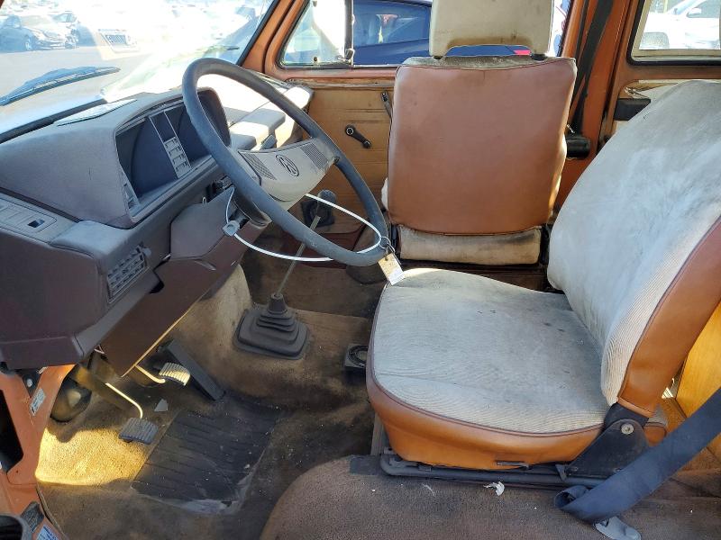 Продажа на аукционе авто 1981 Volkswagen Kombi, vin: WV2ZA0255BH052646, номер лота: 46055526