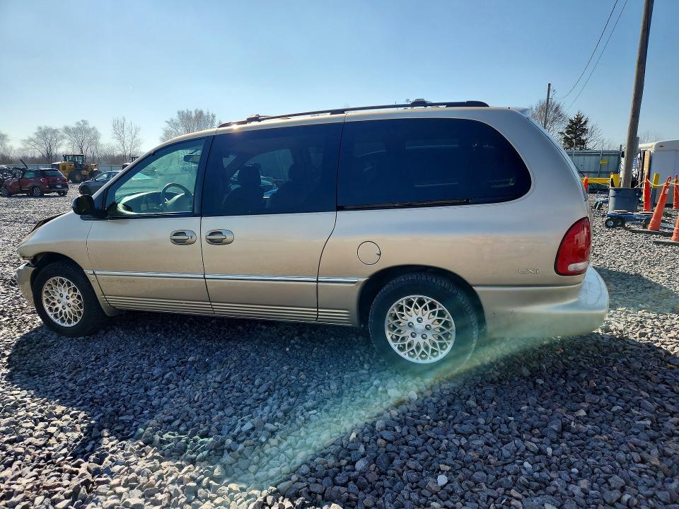 1998 Chrysler Town & Country მანქანა იყიდება აუქციონზე, vin: 1C4GP64L2WB557345, აუქციონის ნომერი: 45593296