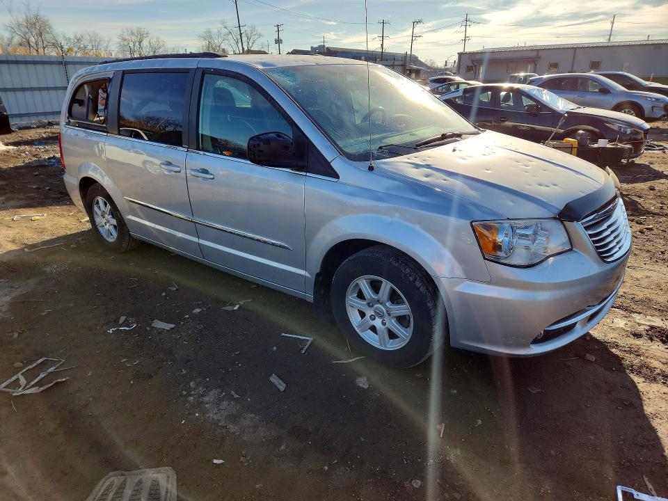 Auction sale of the 2011 Chrysler Town & Country, vin: 2A4RR5DG6BR605015, lot number: 46325956