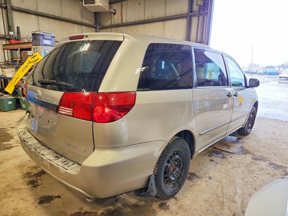 2005 Toyota Sienna მანქანა იყიდება აუქციონზე, vin: 5TDZA29C15S255239, აუქციონის ნომერი: 47692986