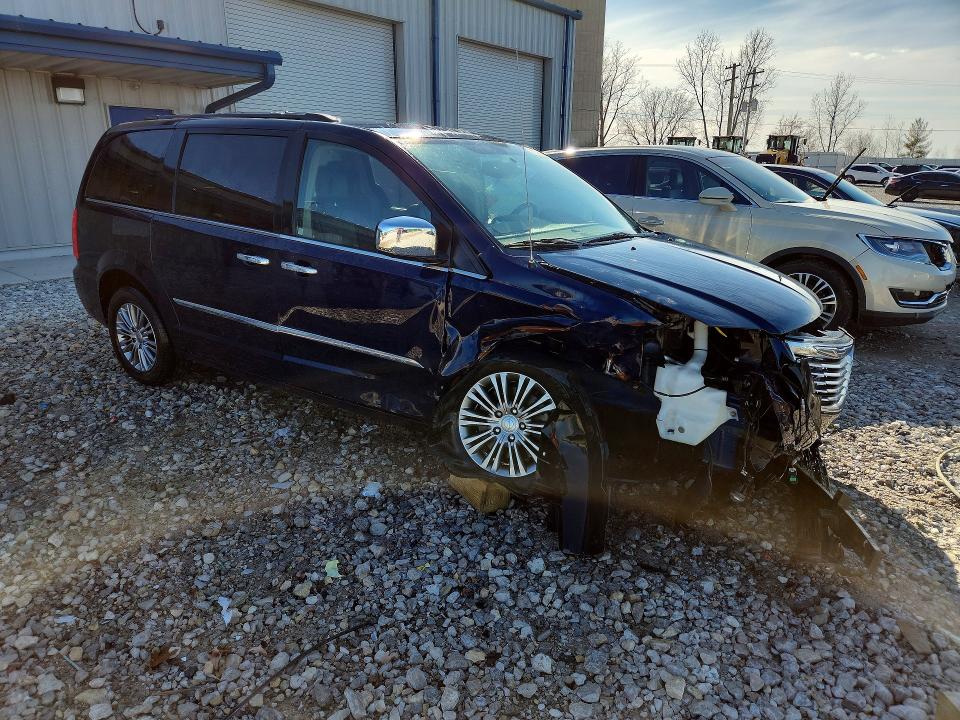 45968336 :رقم المزاد ، 2C4RC1CG5DR531123 vin ، 2013 Chrysler Town & Country مزاد بيع