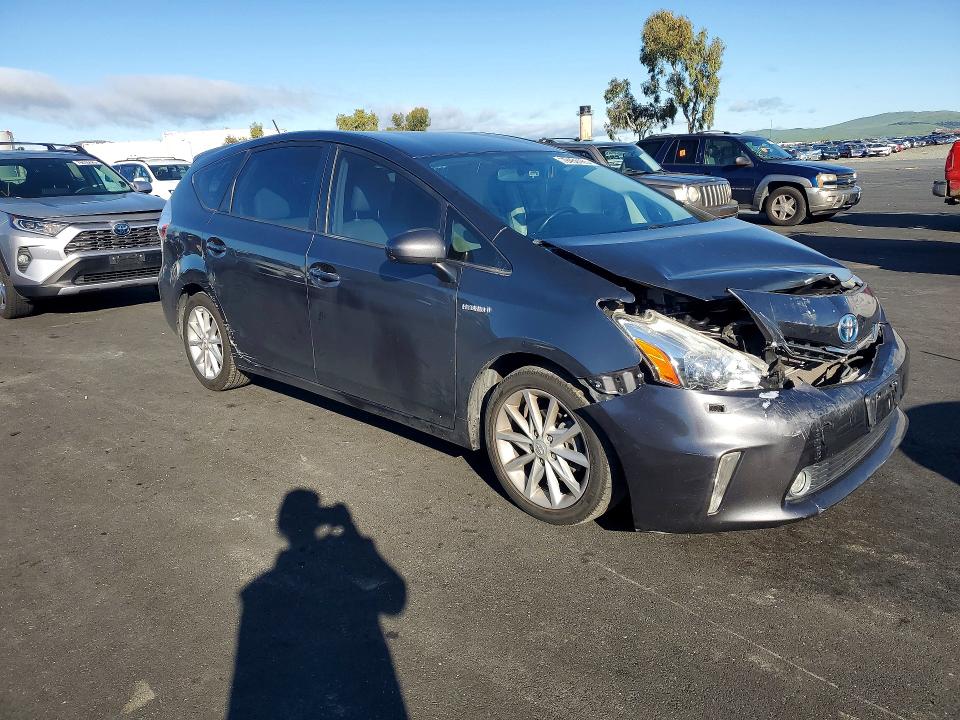Продажа на аукционе авто 2013 Toyota Prius V, vin: JTDZN3EU0D3203075, номер лота: 79456165