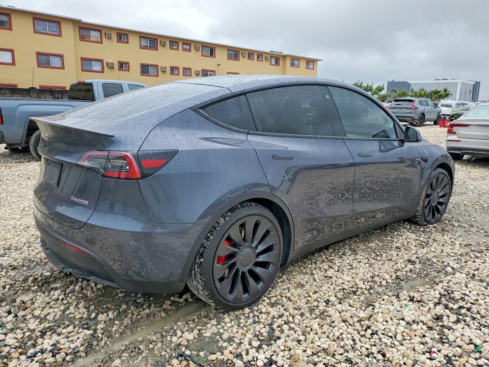 Продажа на аукционе авто 2022 Tesla Model Y, vin: 7SAYGDEF6NF439475, номер лота: 46307966
