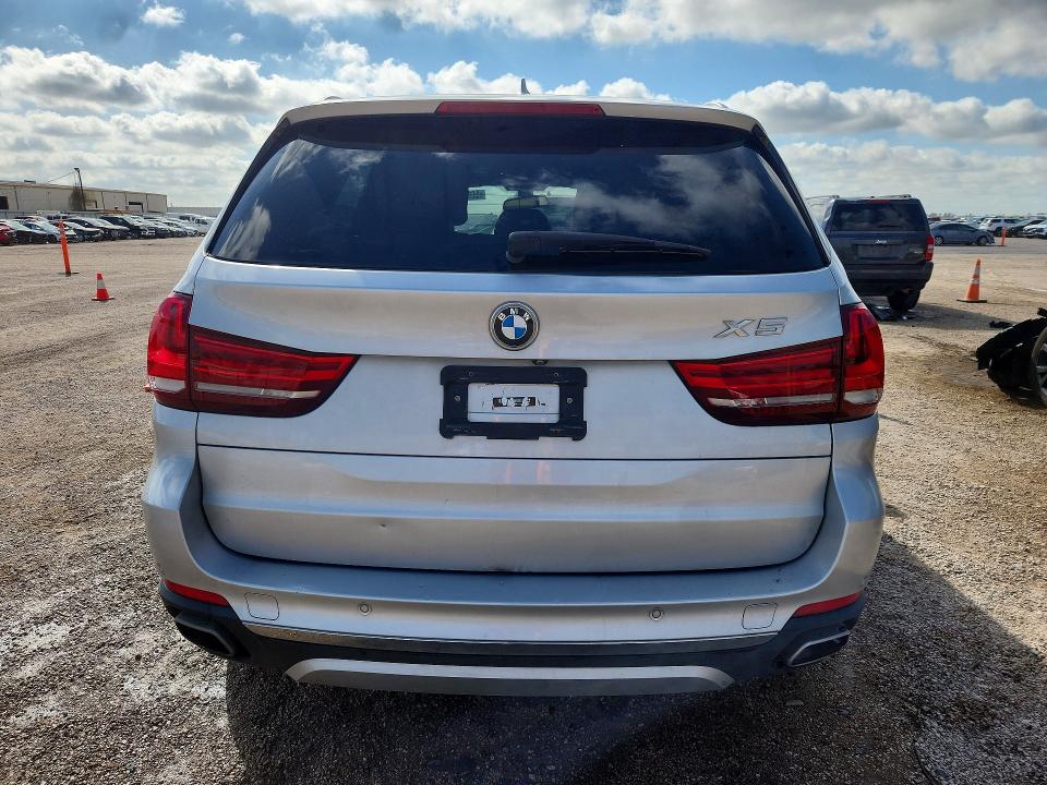 46364466 :رقم المزاد ، 5UXKR2C53J0X09300 vin ، 2018 Bmw X5 مزاد بيع