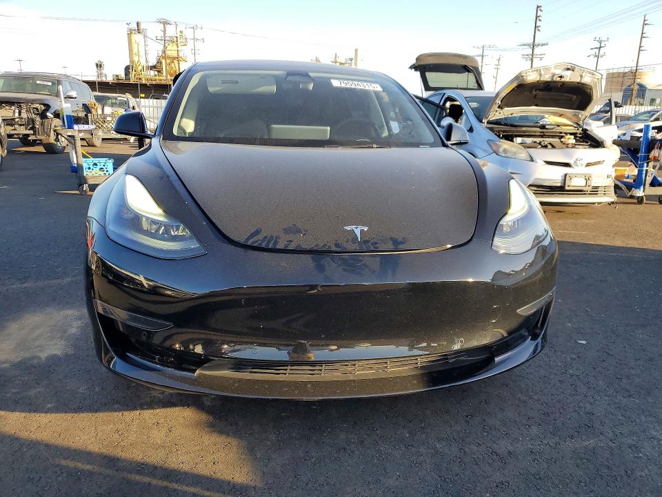 79594315 :رقم المزاد ، 5YJ3E1EA8NF375066 vin ، 2022 Tesla Model 3 مزاد بيع