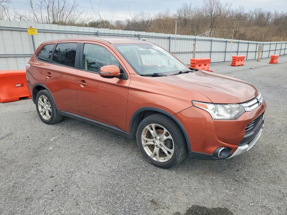 2015 Mitsubishi Outlander მანქანა იყიდება აუქციონზე, vin: JA4AZ3A31FZ007266, აუქციონის ნომერი: 79691835