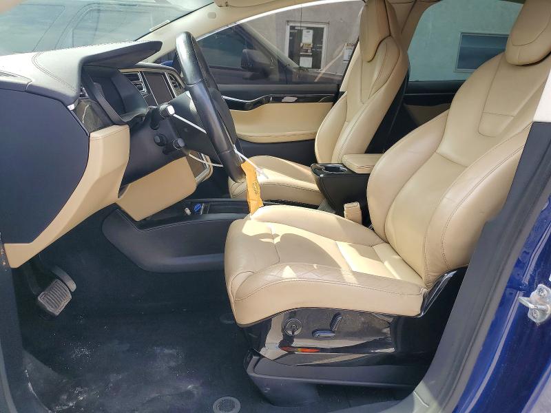 48313196 :رقم المزاد ، 5YJXCAE22GF005170 vin ، 2016 Tesla Model X مزاد بيع