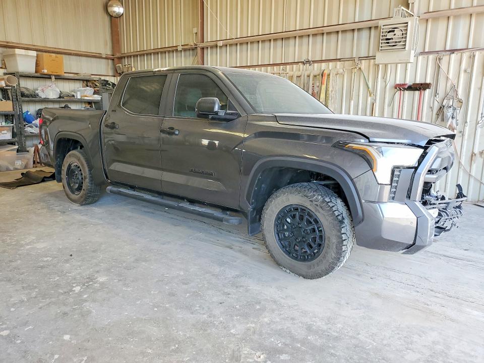 Продаж на аукціоні авто 2025 Toyota Tundra, vin: 5TFLA5DB4SX333492, номер лоту: 46975596