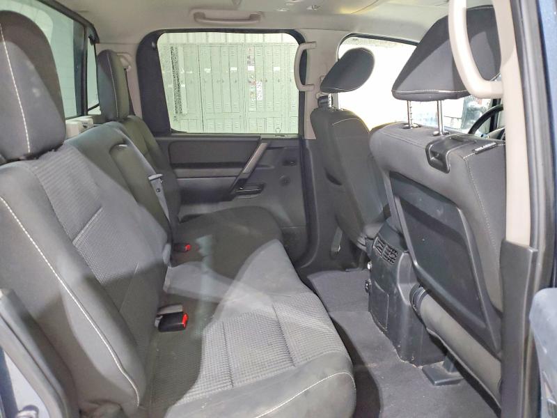 79882475 :رقم المزاد ، 1N6AA0EC9EN512626 vin ، 2014 Nissan Titan مزاد بيع