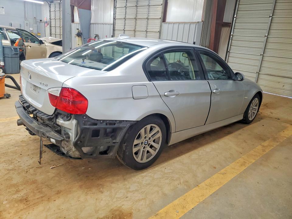 45761806 :رقم المزاد ، WBAVB135X6KX63408 vin ، 2006 Bmw 325 مزاد بيع