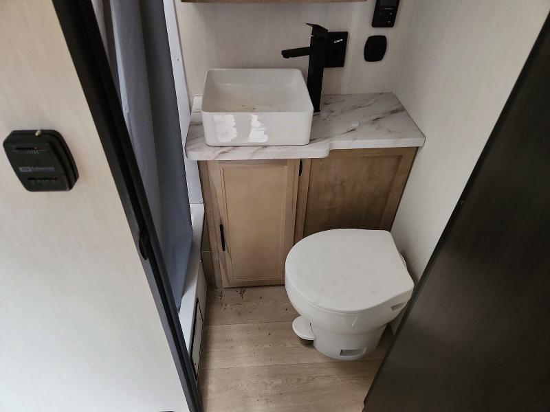 Продажа на аукционе авто 2026 Forest River Rv, vin: 4X4TCKT25TK096367, номер лота: 41762506