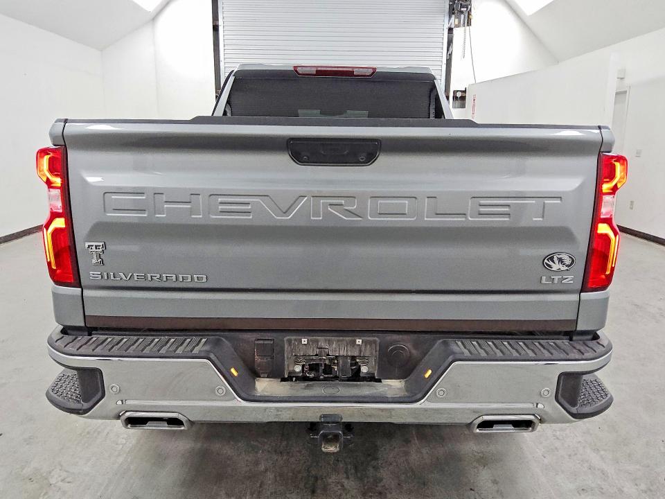 Продажа на аукционе авто 2025 Chevrolet Silverado, vin: 1GCUKGE8XSZ247379, номер лота: 76803905