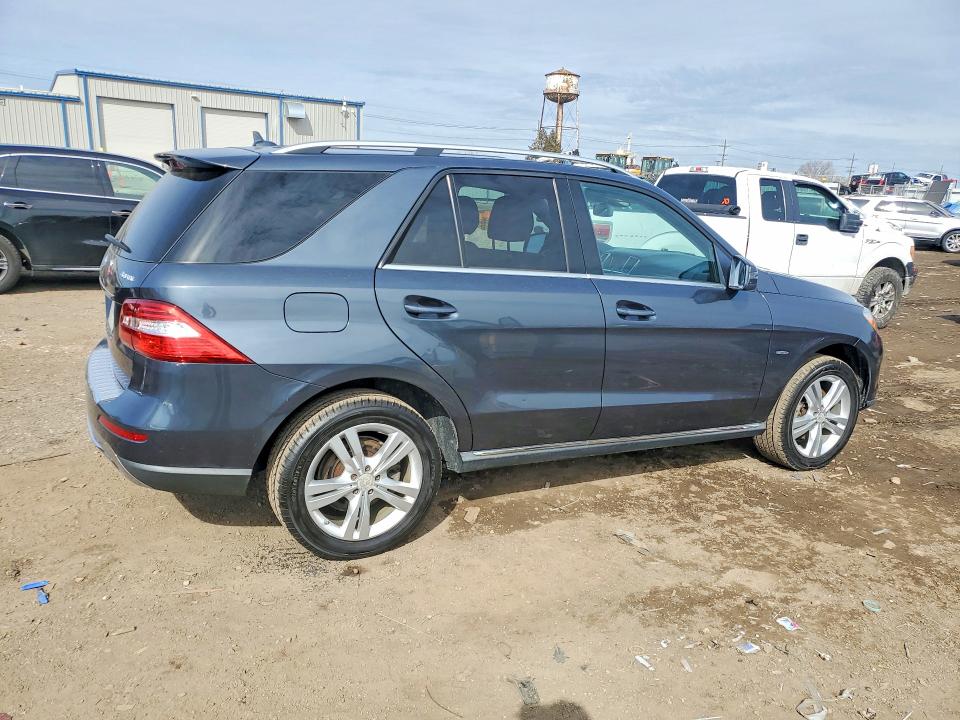 2012 Mercedes-benz Ml მანქანა იყიდება აუქციონზე, vin: 4JGDA5HB4CA031716, აუქციონის ნომერი: 47461546