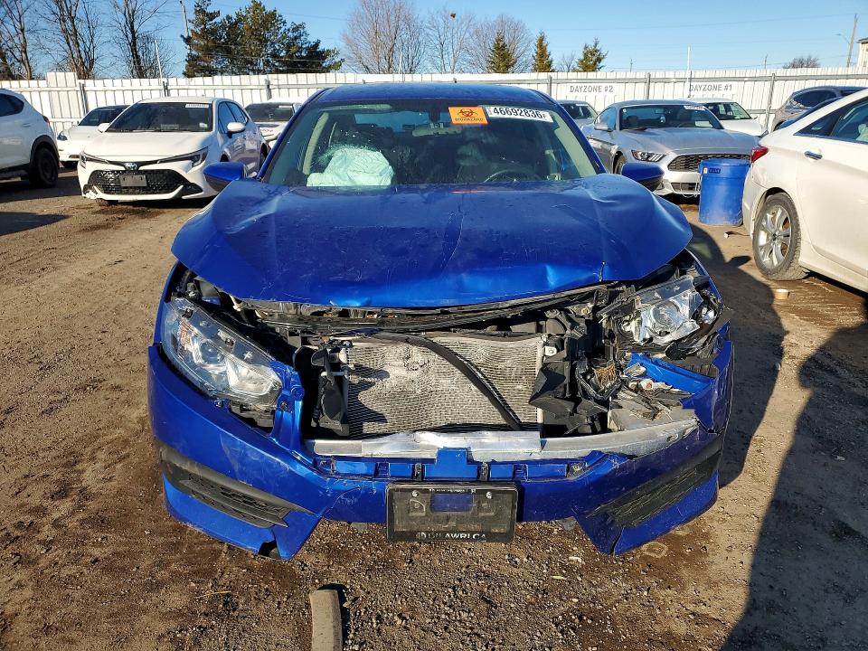 Продажа на аукционе авто 2018 Honda Civic, vin: 2HGFC2F50JH030405, номер лота: 46692836