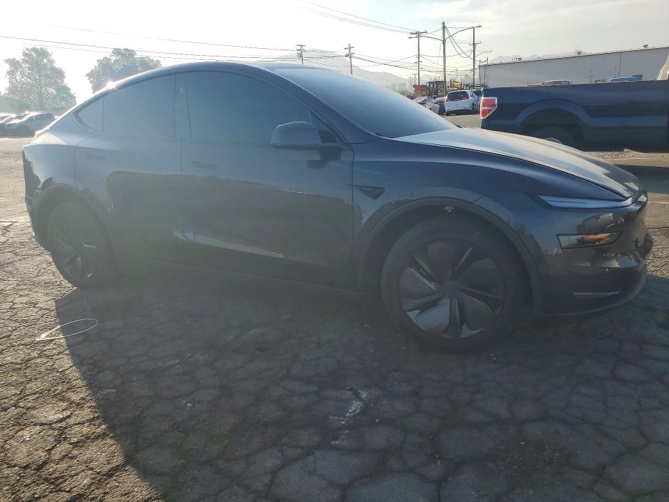 2026 Tesla Model Y მანქანა იყიდება აუქციონზე, vin: 7SAYGDED8TF375113, აუქციონის ნომერი: 47041266