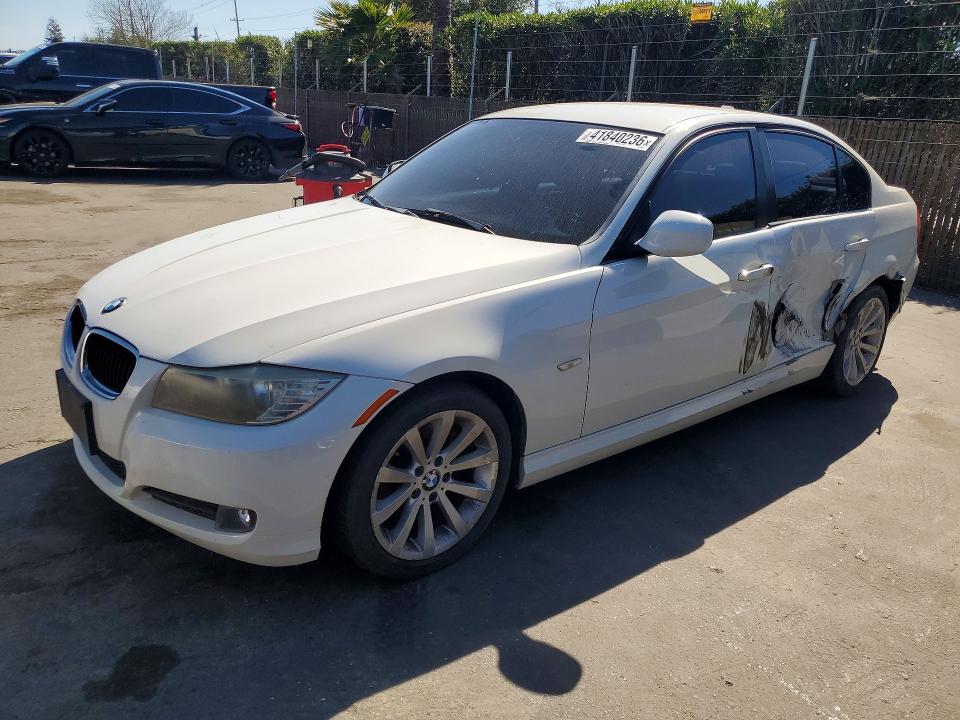 Продажа на аукционе авто 2011 Bmw 328i, vin: WBAPH5G54BNM80505, номер лота: 41840236