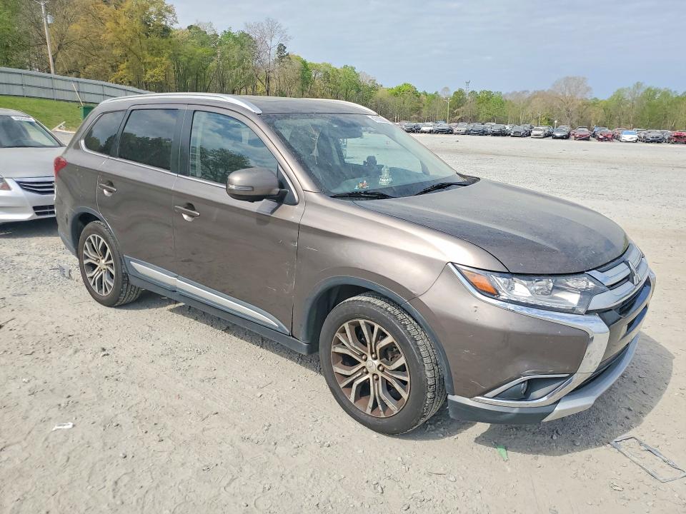 Продажа на аукционе авто 2018 Mitsubishi Outlander, vin: JA4AD3A3XJZ013655, номер лота: 47805926
