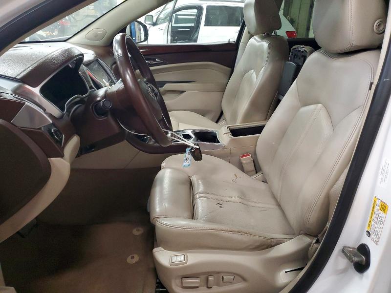 41939986 :رقم المزاد ، 3GYFNEE31FS583704 vin ، 2015 Cadillac Srx مزاد بيع