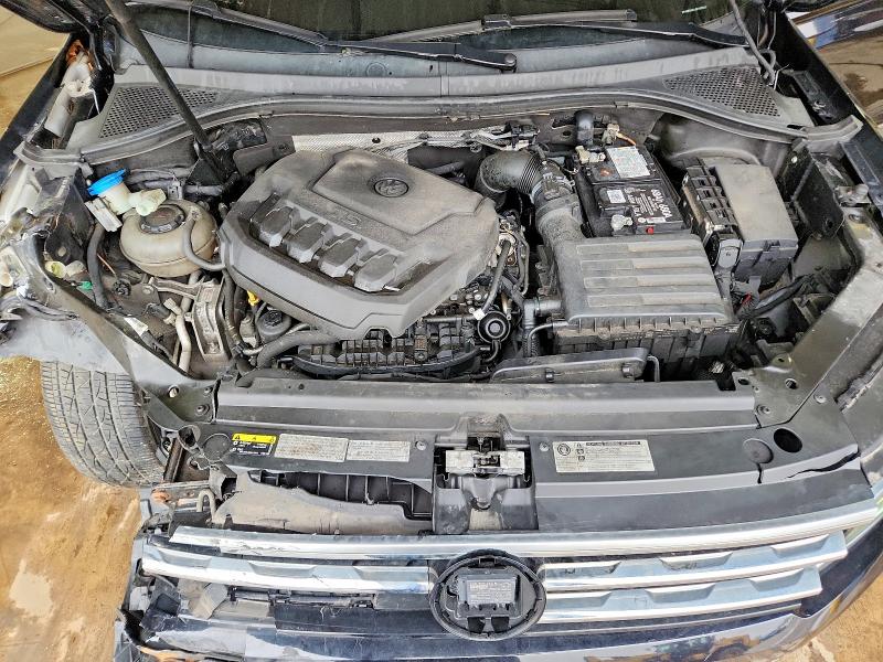 Продажа на аукционе авто 2018 Volkswagen Tiguan, vin: 3VV4B7AX4JM196508, номер лота: 45489746