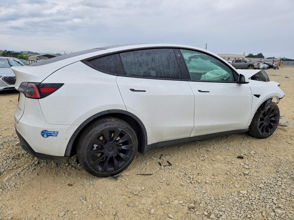 2021 Tesla Model Y მანქანა იყიდება აუქციონზე, vin: 5YJYGAEE7MF300702, აუქციონის ნომერი: 48174136