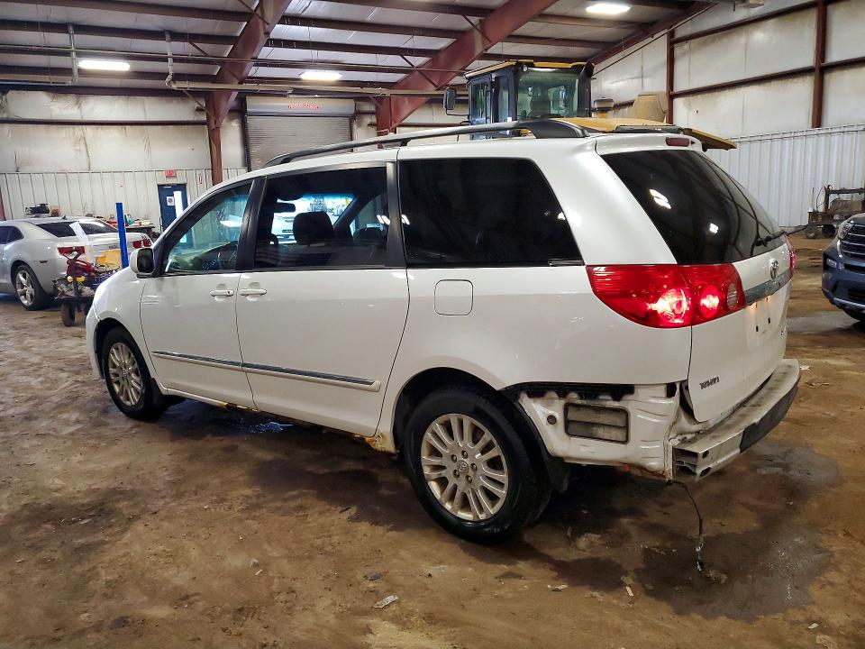 47827486 :رقم المزاد ، 5TDBK22C98S016051 vin ، 2008 Toyota Sienna مزاد بيع