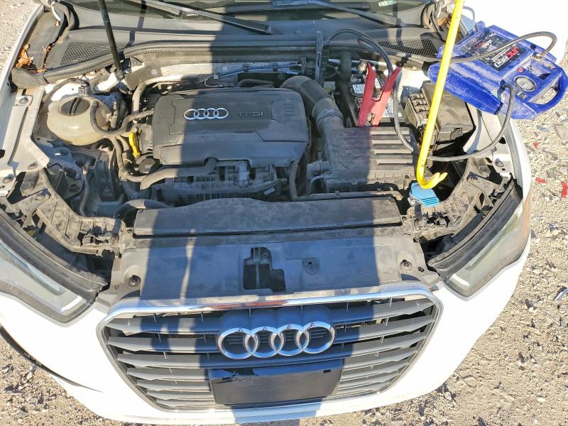 2015 Audi A3 მანქანა იყიდება აუქციონზე, vin: WAUACGFF4F1084131, აუქციონის ნომერი: 45942156