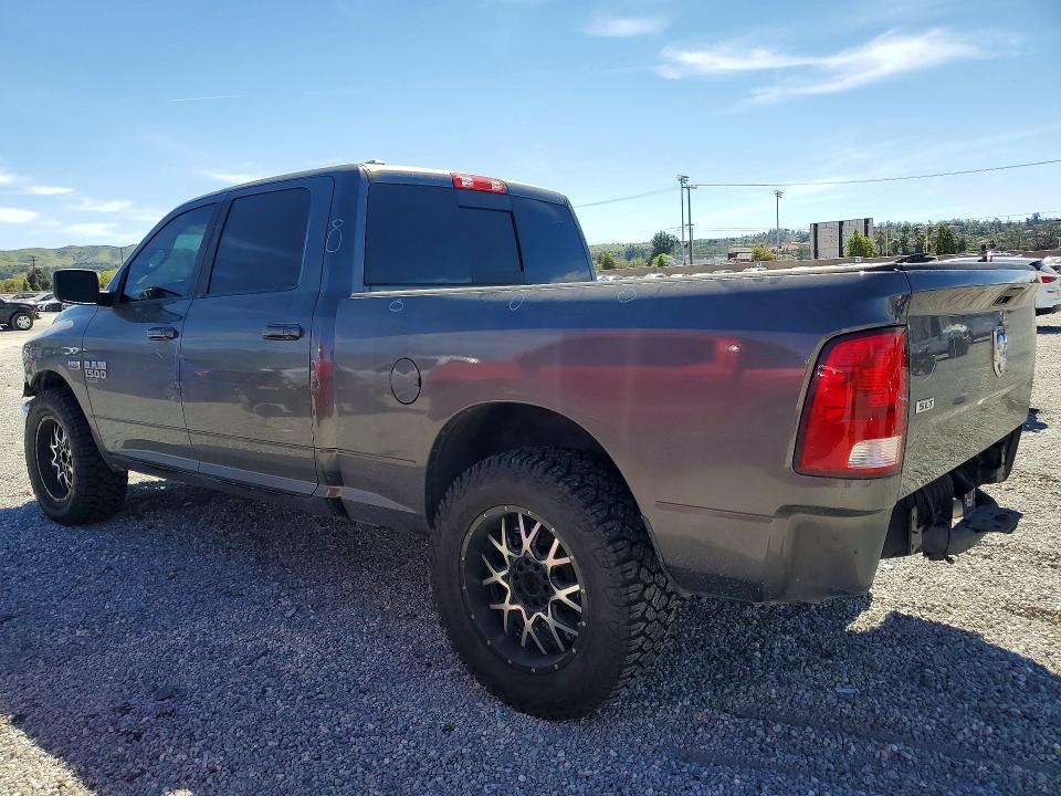 45995016 :رقم المزاد ، 1C6RR6TT9KS732972 vin ، 2019 Ram 1500 Classic مزاد بيع
