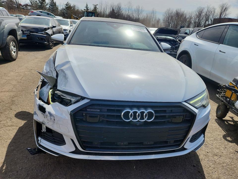 Продажа на аукционе авто 2021 Audi A6, vin: WAUL2AF24MN046975, номер лота: 47293876