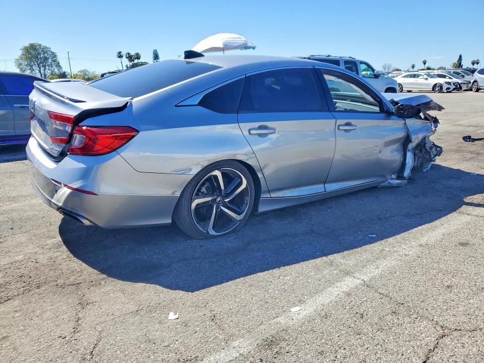 2022 Honda Accord მანქანა იყიდება აუქციონზე, vin: 1HGCV1F45NA097858, აუქციონის ნომერი: 45744326