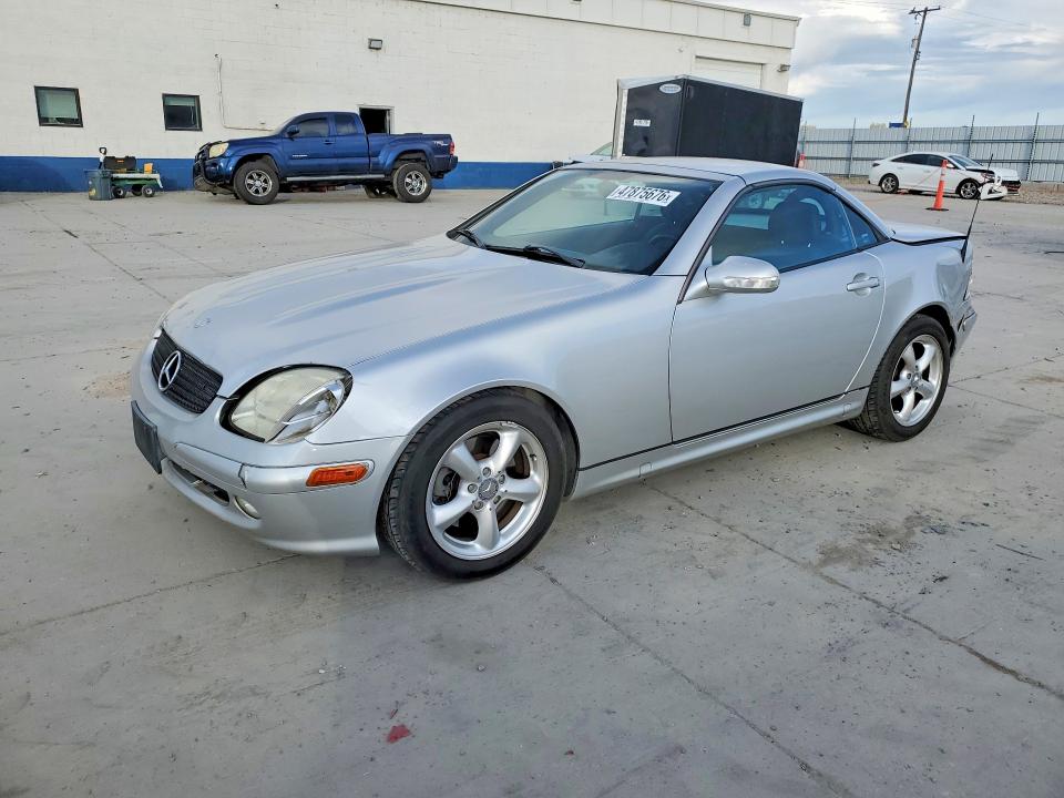 Auction sale of the 2003 Mercedes-benz Slk, vin: WDBKK65F23F290406, lot number: 47875676