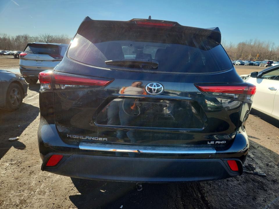 79211825 :رقم المزاد ، 5TDBZRBH0NS594826 vin ، 2022 Toyota Highlander مزاد بيع