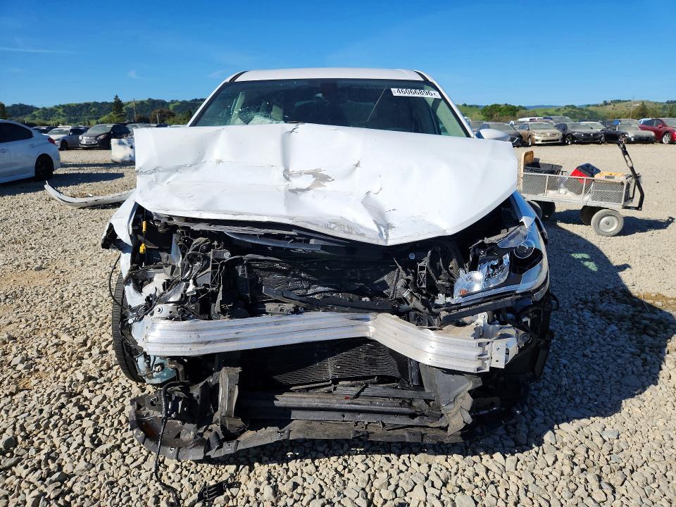 2018 Chrysler Pacifica Touring L F მანქანა იყიდება აუქციონზე, vin: 2C4RC1H77JR194894, აუქციონის ნომერი: 46066896