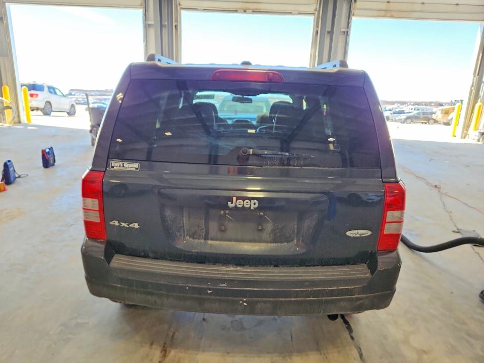 Продаж на аукціоні авто 2015 Jeep Patriot, vin: 1C4NJRFB8FD155381, номер лоту: 79061245