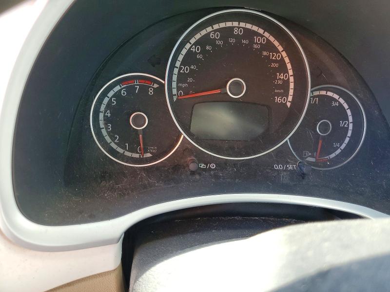 2014 Volkswagen Beetle მანქანა იყიდება აუქციონზე, vin: 3VW5X7ATXEM800356, აუქციონის ნომერი: 45664976