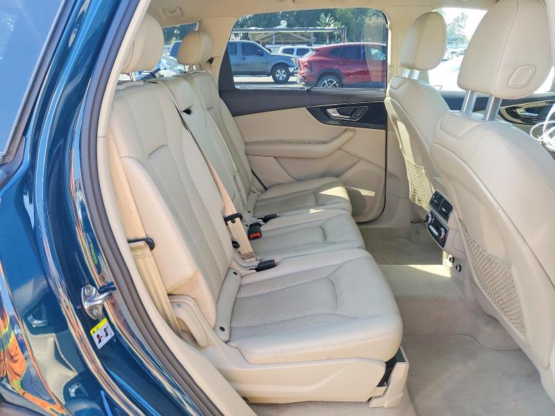 Продажа на аукционе авто 2018 Audi Q7, vin: WA1VAAF79JD030308, номер лота: 47482076