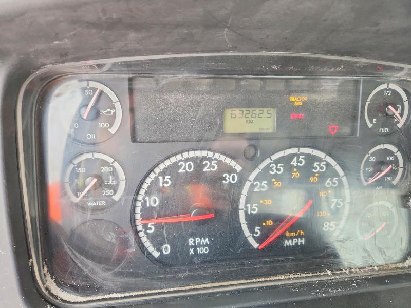 78674385 :رقم المزاد ، 1FVACXDC46HV96303 vin ، 2006 Freightliner M2 مزاد بيع