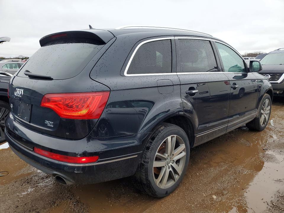 Продажа на аукционе авто 2015 Audi Q7, vin: WA1LGAFE3FD030803, номер лота: 45694916