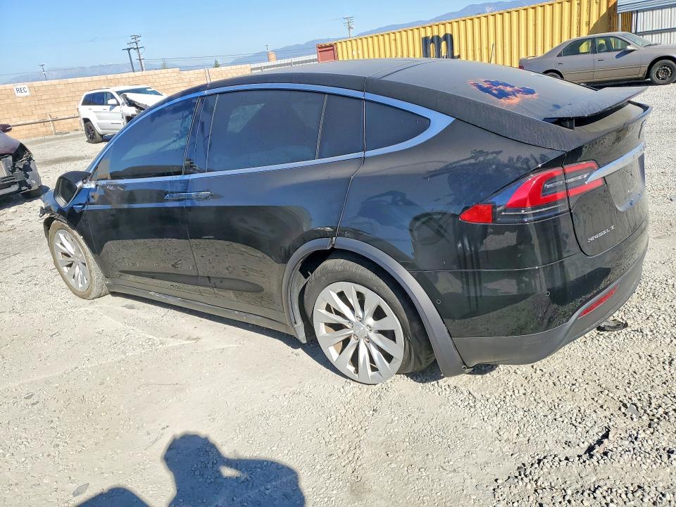 Продажа на аукционе авто 2016 Tesla Model X, vin: 5YJXCBE27GF017594, номер лота: 47564476