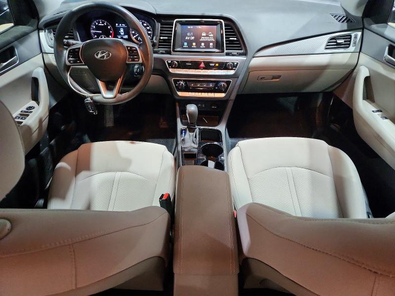 2018 Hyundai Sonata მანქანა იყიდება აუქციონზე, vin: 5NPE24AF5JH727780, აუქციონის ნომერი: 47246556