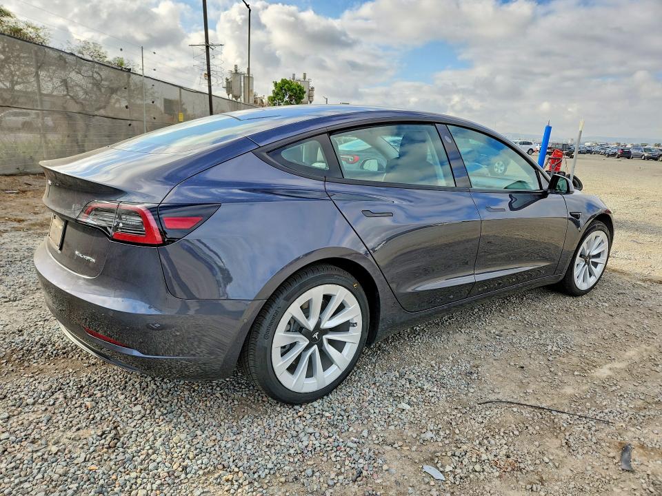 2021 Tesla Model 3 მანქანა იყიდება აუქციონზე, vin: 5YJ3E1EB4MF015199, აუქციონის ნომერი: 45705046