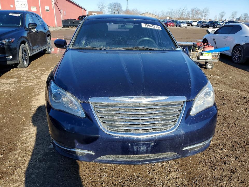 79064875 :رقم المزاد ، 1C3CCBAB4DN667800 vin ، 2013 Chrysler 200 مزاد بيع
